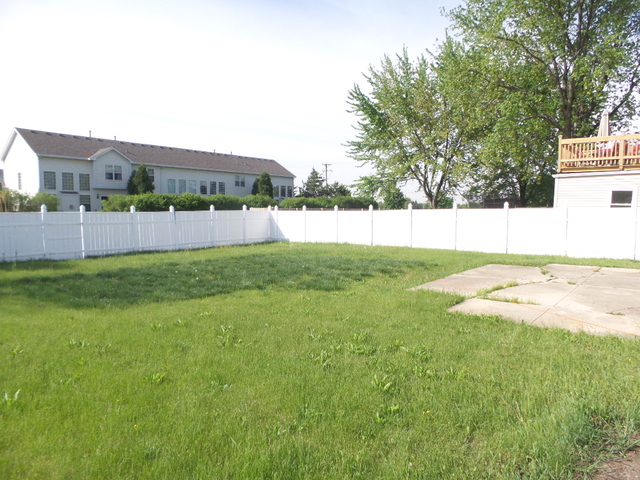 176 Grady Drive Bolingbrook, IL 60440 - Photo 30 of 30 a view of a backyard