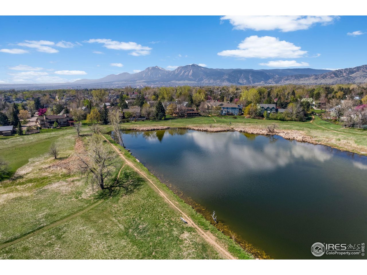 4302 Apple Way Boulder, CO 80301 - Photo 28 of 38 a view of a lake in middle of the town