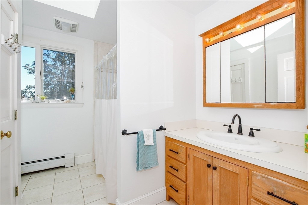 16 Bass Point Road Marion, MA 02738 - Photo 18 of 42