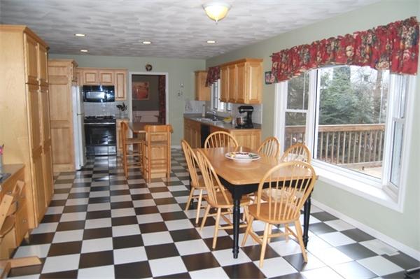 500 Springs Road Bedford, MA 01730 - Photo 4 of 19 Gallery Image 4