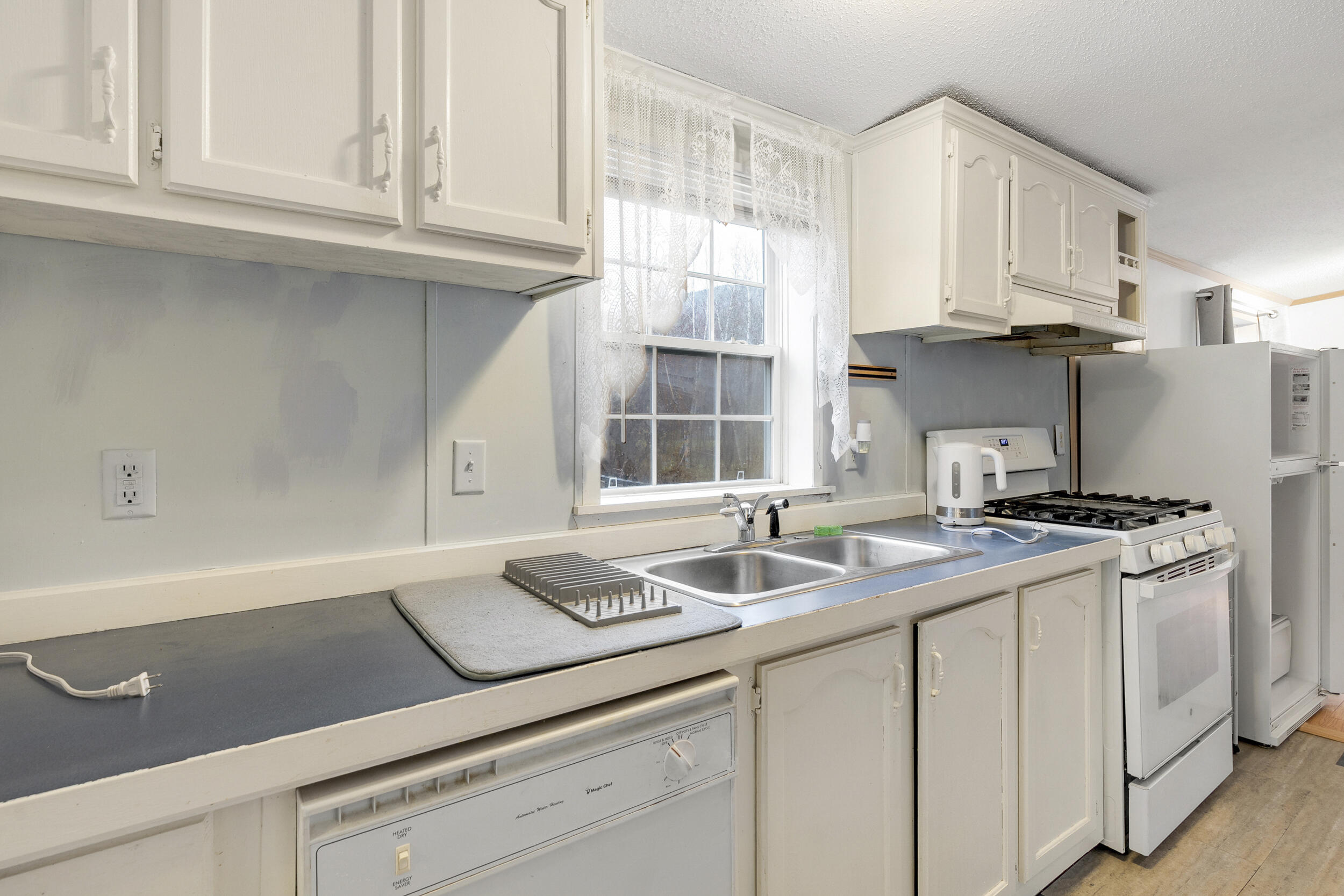 325 Sunday River Road Newry, ME 04261 - Photo 10 of 41 18_325sundayriver-17