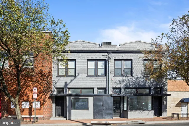 a car parked in front of a building