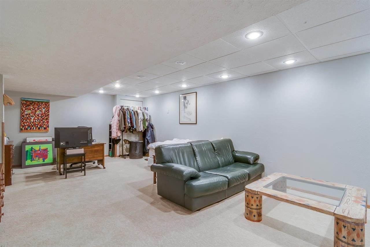 17160 Darden Road Granger, IN 46530 - Photo 22 of 27 Gallery Image 22