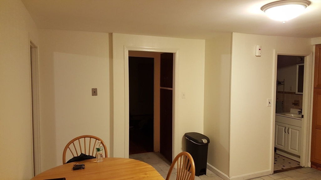 9 Hall Street, Unit 1R Waltham, MA 02453 - Photo 11 of 35