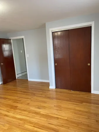 $2,300 | 9 Hall Street, Unit 1R, Waltham, MA 02453