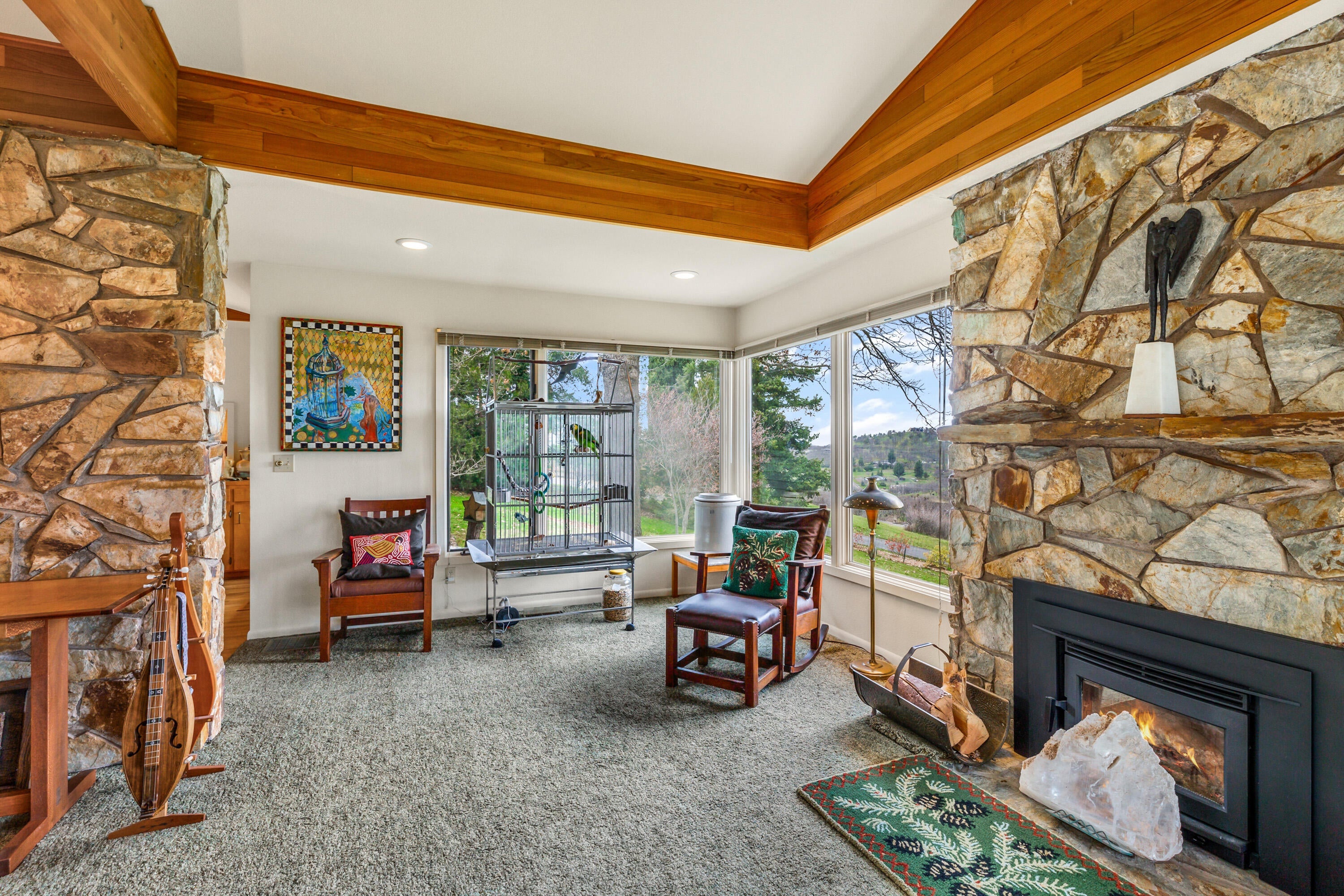 4025 Pioneer Road Medford, OR 97501 - Photo 14 of 56 ApxPR(13)