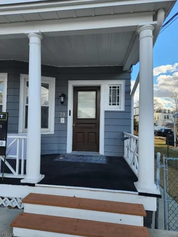 $1,800 | 79 Broughton Avenue, Unit 2, Bloomfield, NJ 07003