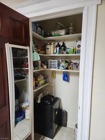 $1,800 | 79 Broughton Avenue, Unit 2, Bloomfield, NJ 07003