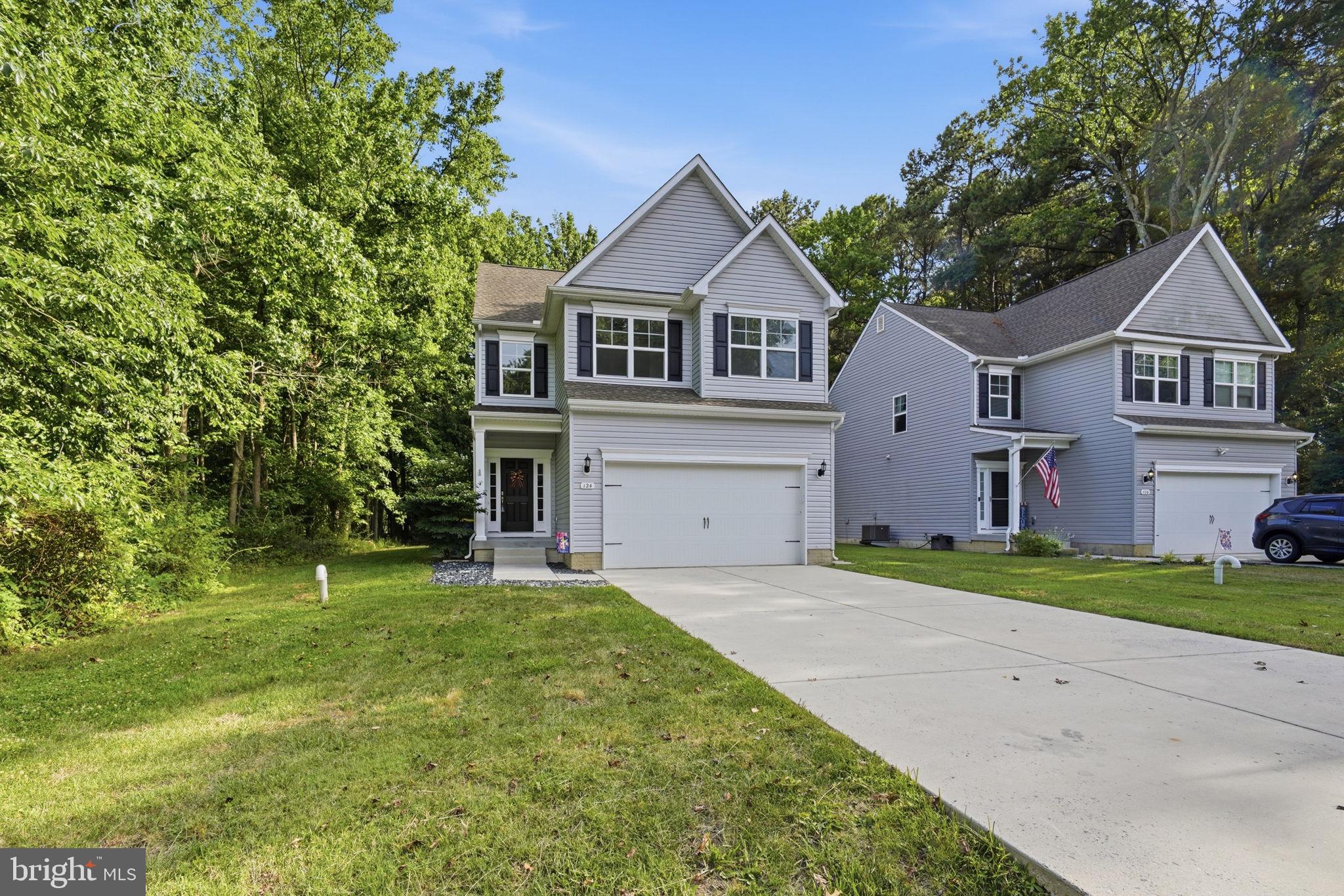 124 Riverside Drive Chester, MD 21619 - Photo 4 of 44 Charming home nestled in nature's embrace.