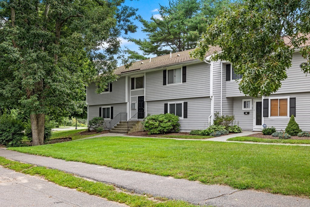 6 Beal's Cove Road, Unit B Hingham, MA 02043 - Photo 1 of 22