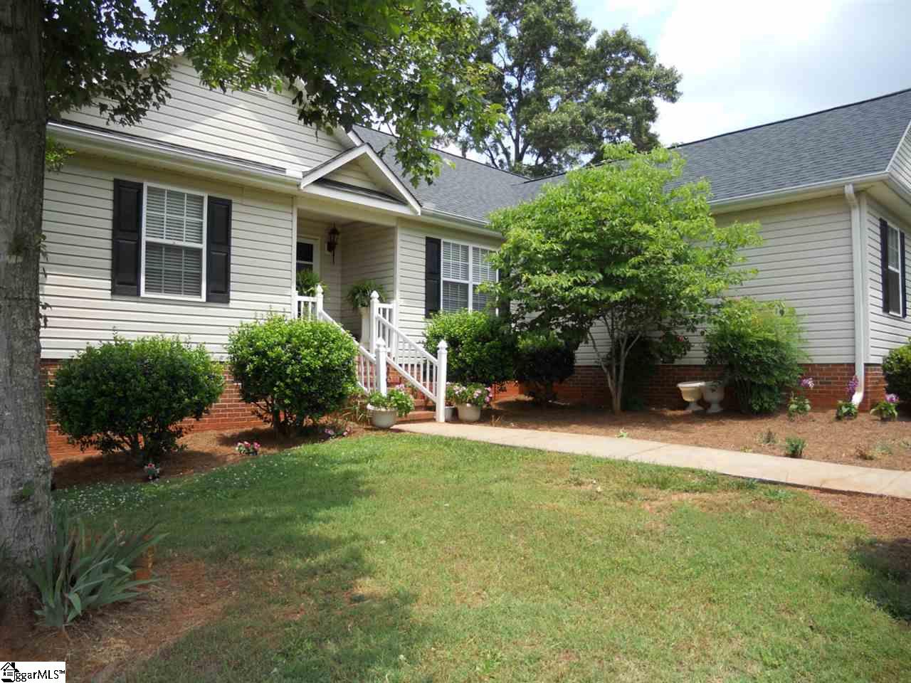 2014 Beaver Lake Road Anderson, SC 29625 - Photo 2 of 23 Gallery Image 2