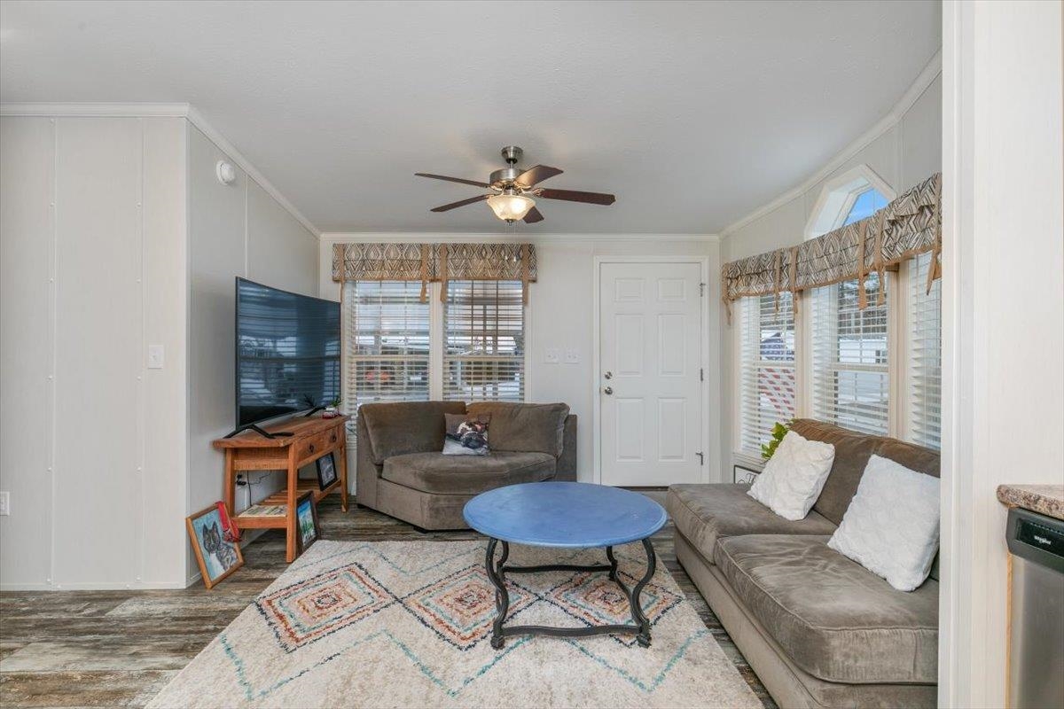 53 Hagop Road Salem, NH 03079 - Photo 11 of 21