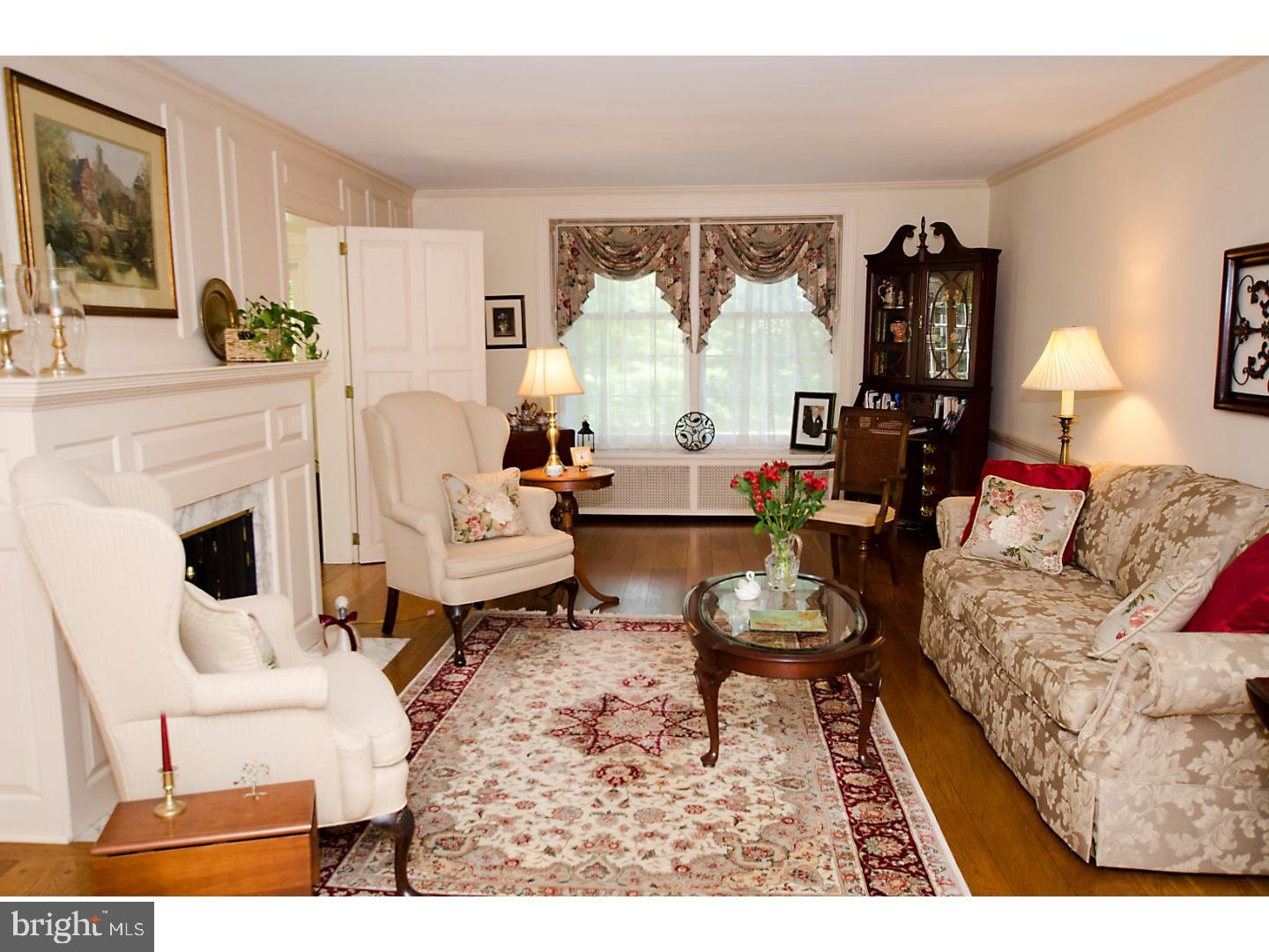 300 Woodward Road Media, PA 19063 - Photo 3 of 23 Living Room