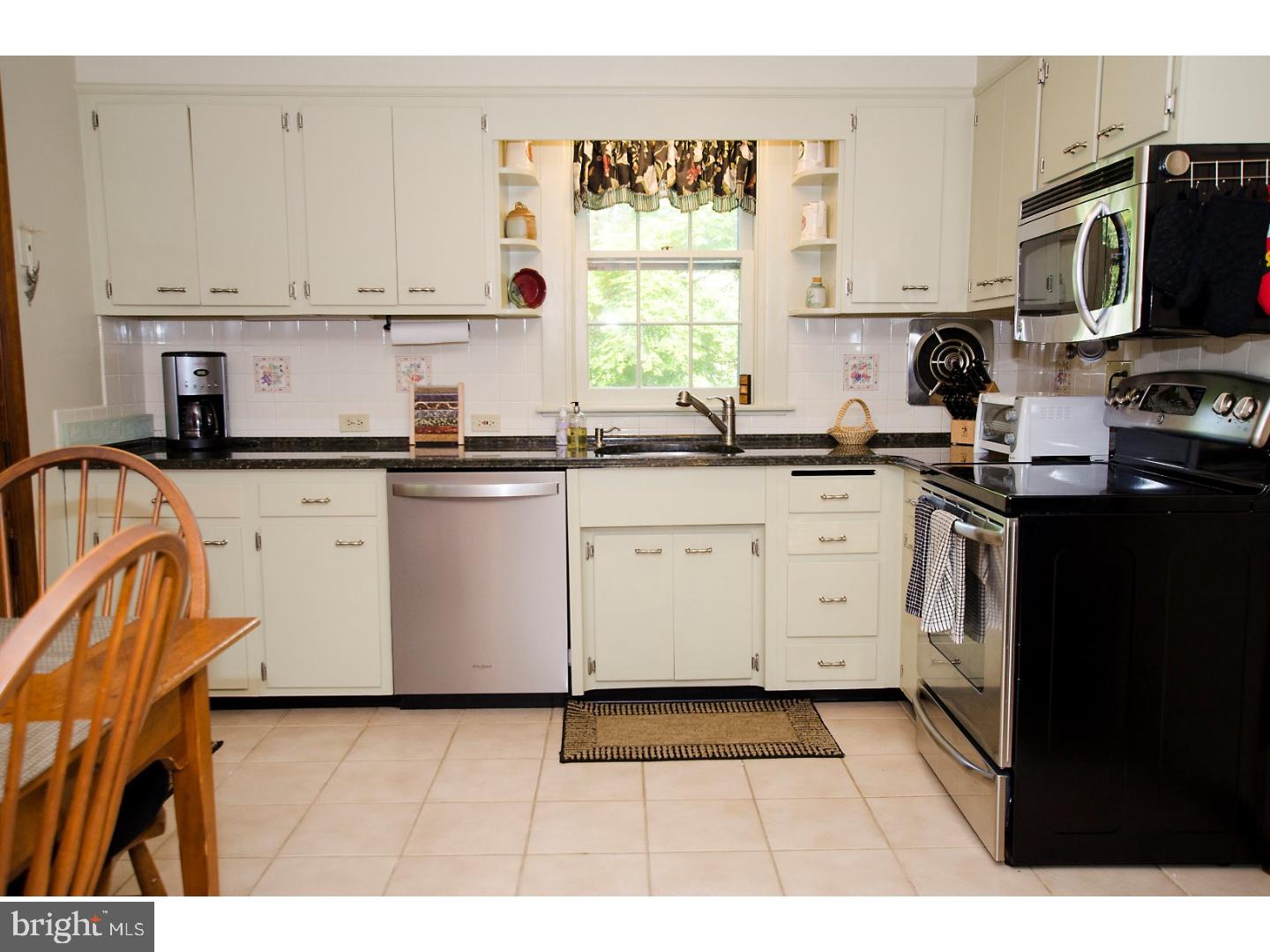 300 Woodward Road Media, PA 19063 - Photo 8 of 23 Kitchen