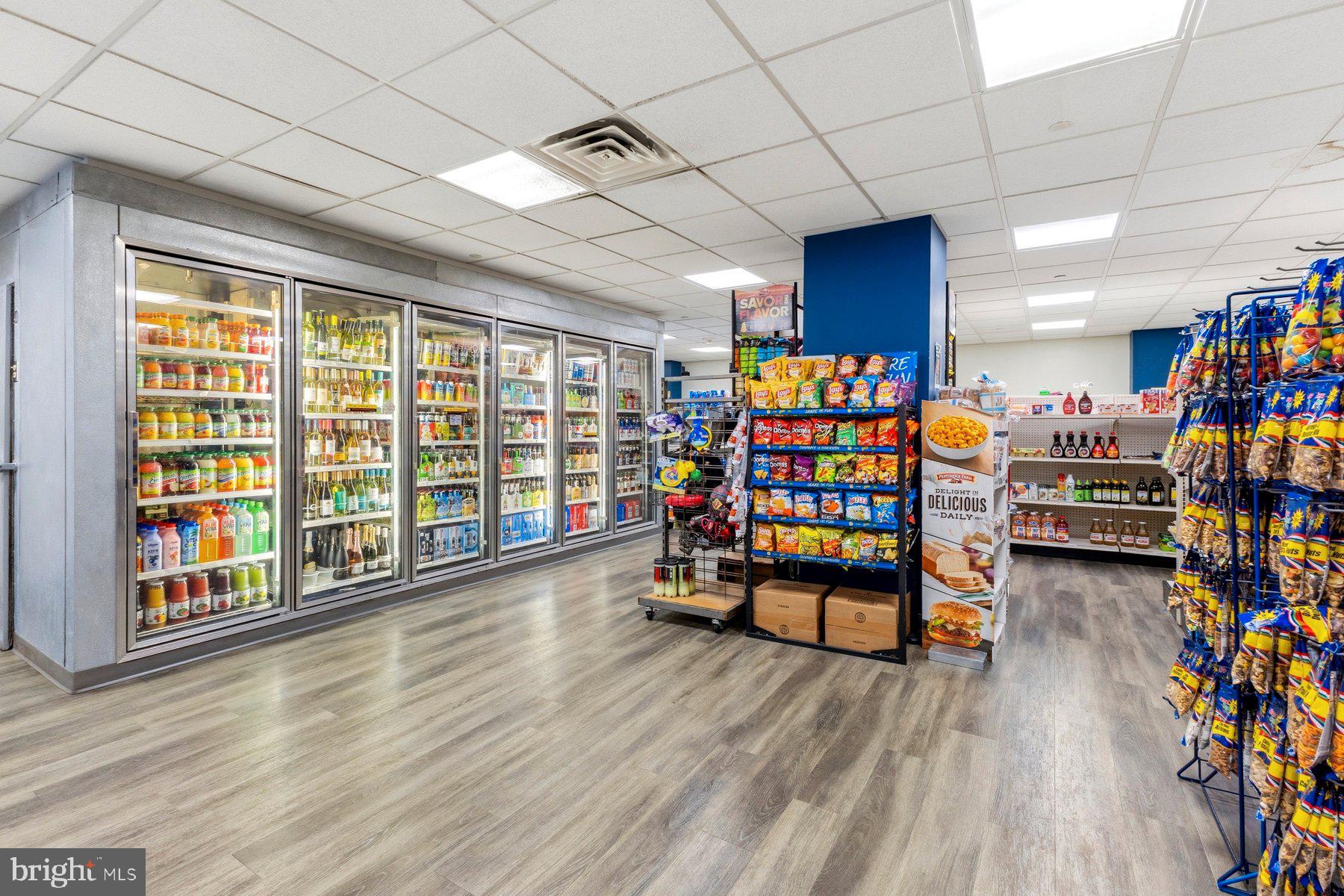 5225 Pooks Hill Road, Unit 1717N Bethesda, MD 20814 - Photo 19 of 26