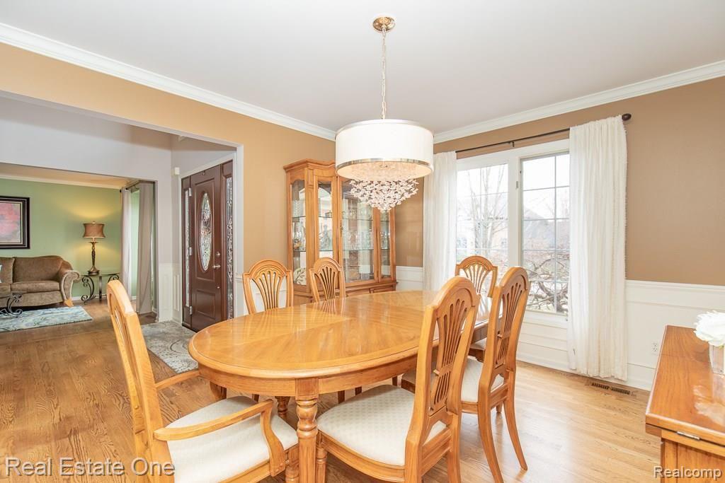 1845 Cloverdale Drive Rochester, MI 48307 - Photo 14 of 61 Cloverdale MLS-W013.jpg