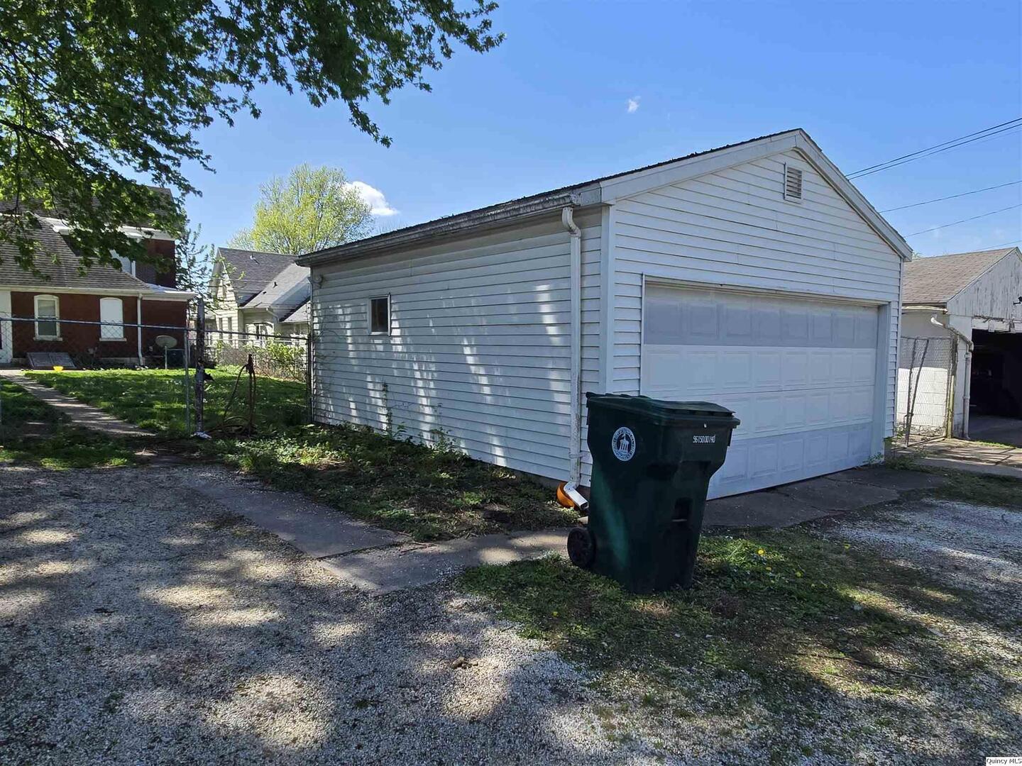 1019 Madison Street Quincy, IL 62301 - Photo 16 of 17