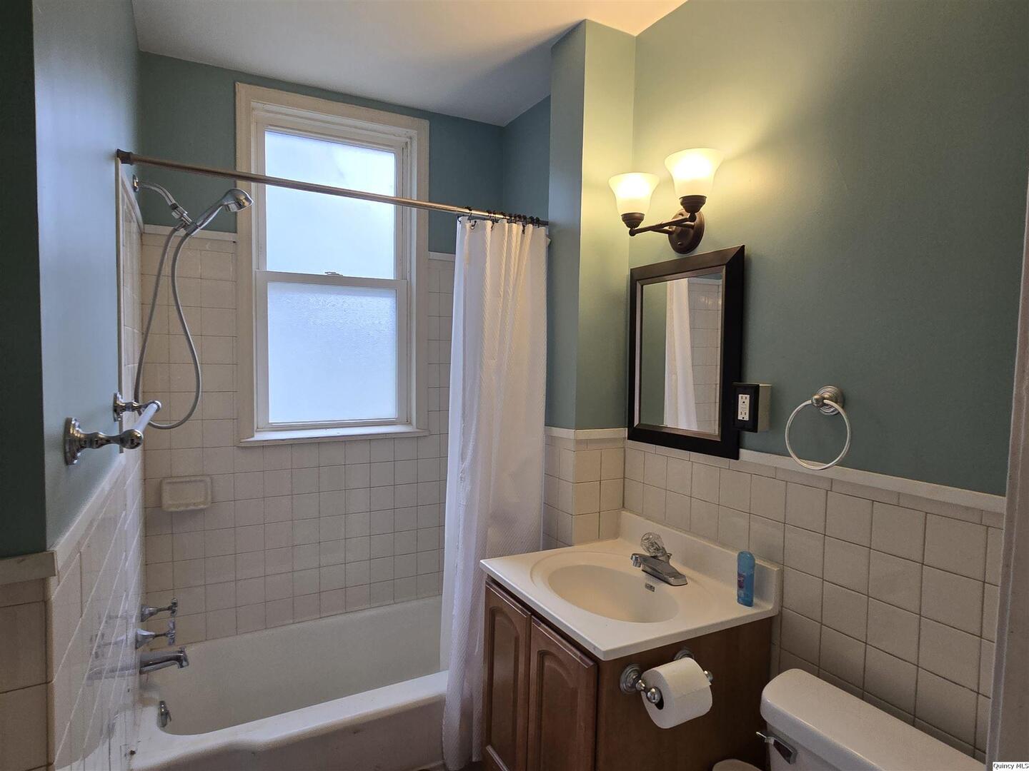 1019 Madison Street Quincy, IL 62301 - Photo 10 of 17