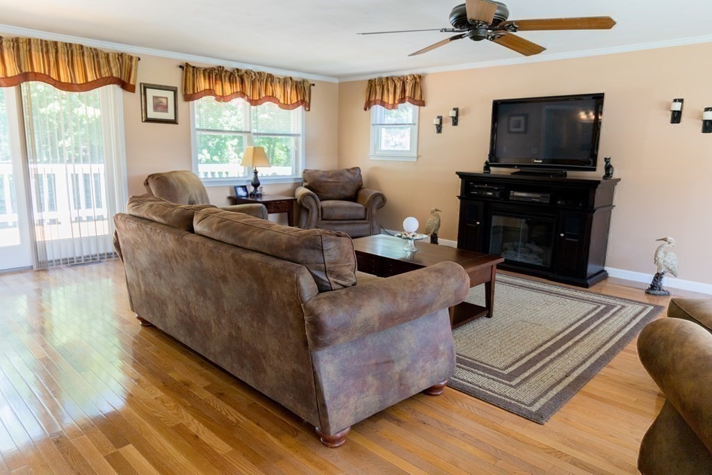5 Stage Road Billerica, MA 01862 - Photo 24 of 38