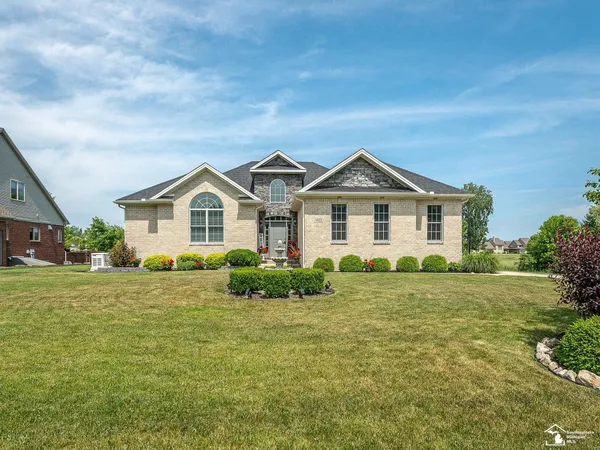 $504,900 | 1035 St James Park Avenue, Monroe, MI 48161