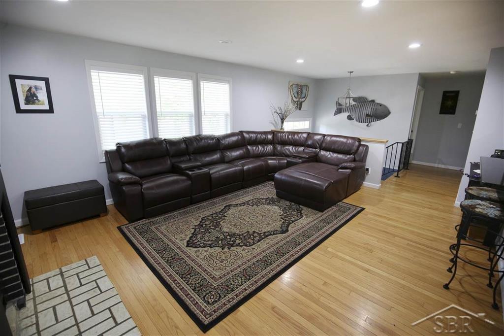 235 West Wackerly Road Sanford, MI 48657 - Photo 6 of 46 50053594-5.JPG