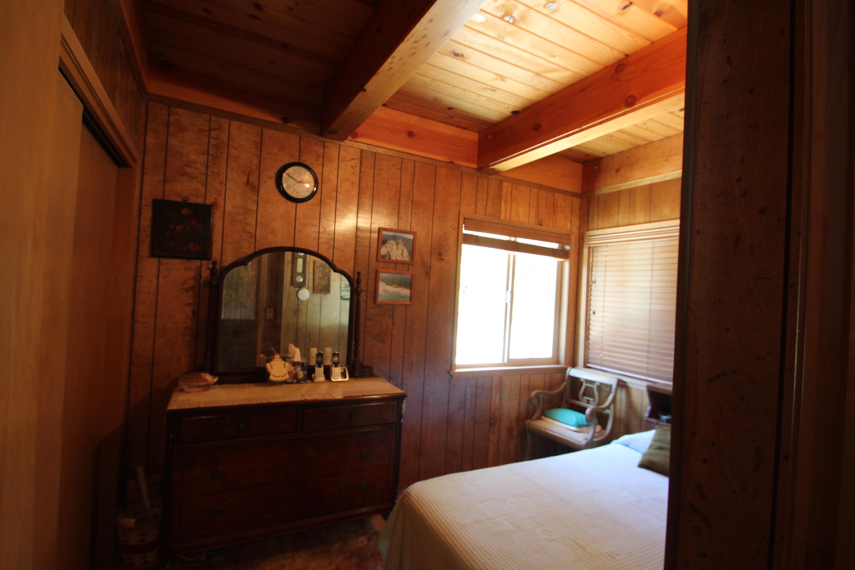 57941 Summit Drive Springville, CA 93265 - Photo 35 of 59 Mail level bedroom