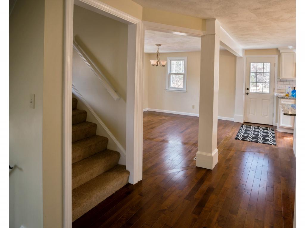 71 Pollard Road Plaistow, NH 03865 - Photo 4 of 27