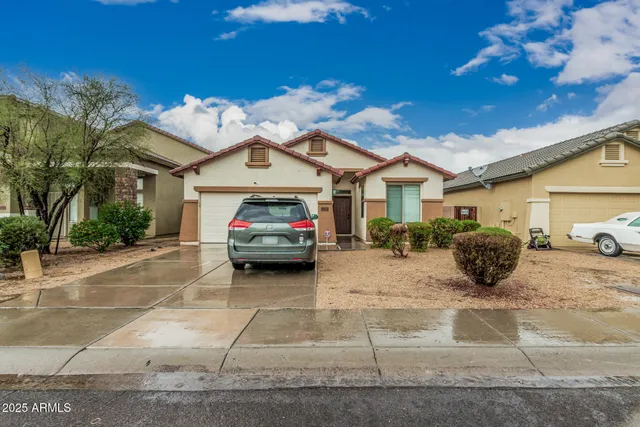 $369,000 | 6918 South 37th Drive, Phoenix, AZ 85041
