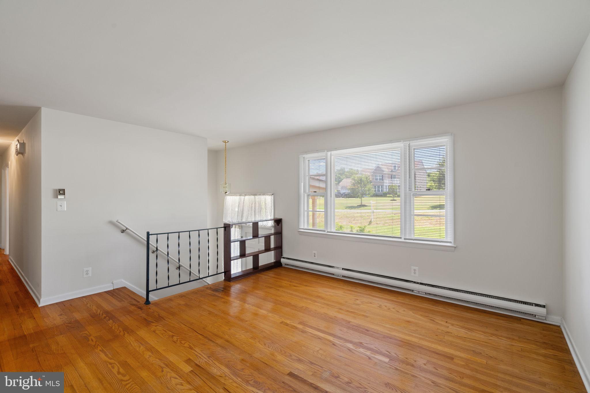 7704 Signal Hill Road Manassas, VA 20111 - Photo 4 of 46 Living Room at foyer