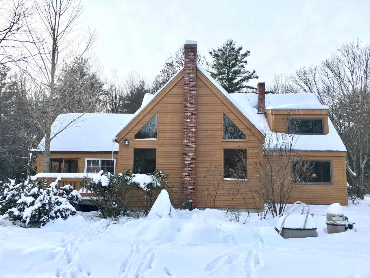 1300 Clement Hill Road Hopkinton, NH 03229 - Photo 1 of 40 Gallery Image 1