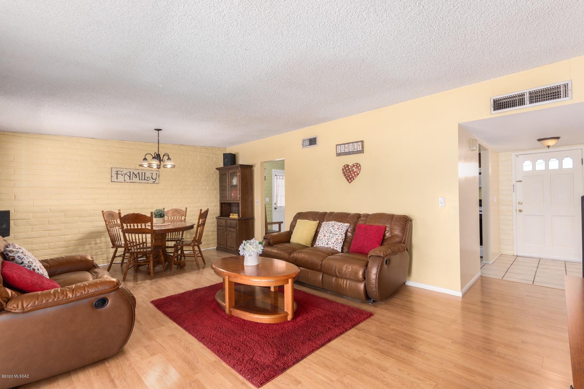 2905 South Kolb Road Tucson, AZ 85730 - Photo 4 of 25 Gallery Image 4