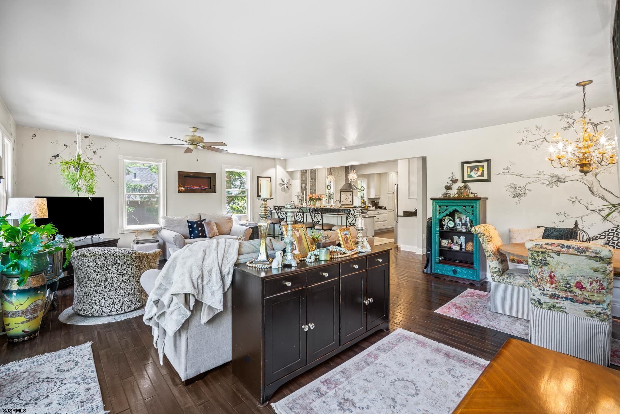 4646 Riverside Drive Sweetwater, NJ 08037 - Photo 44 of 55 a living room with furniture and a flat screen tv