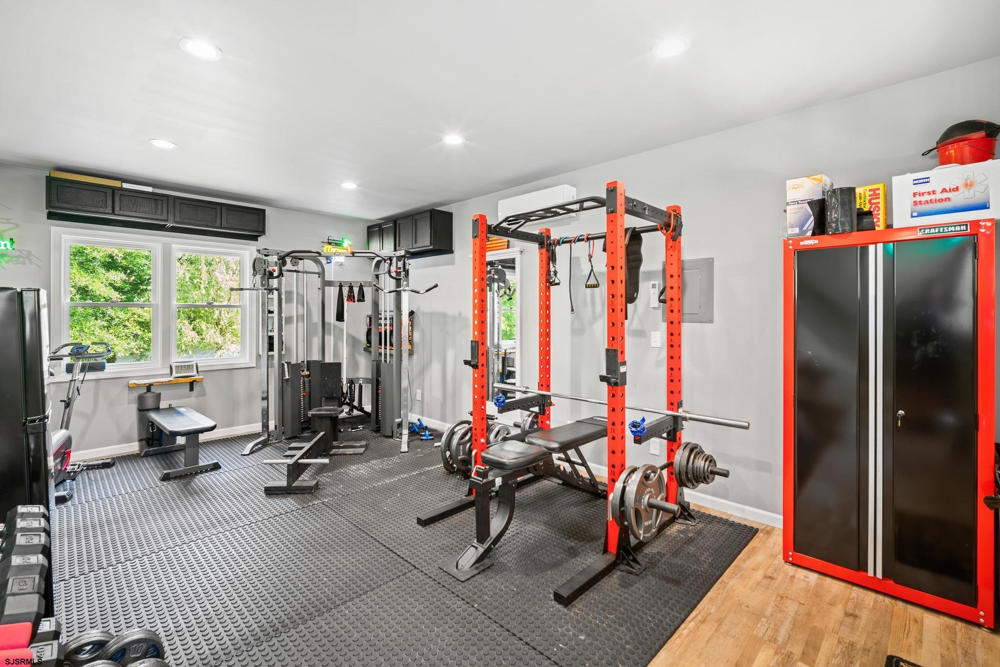 4646 Riverside Drive Sweetwater, NJ 08037 - Photo 52 of 55 a view of a room with gym equipment