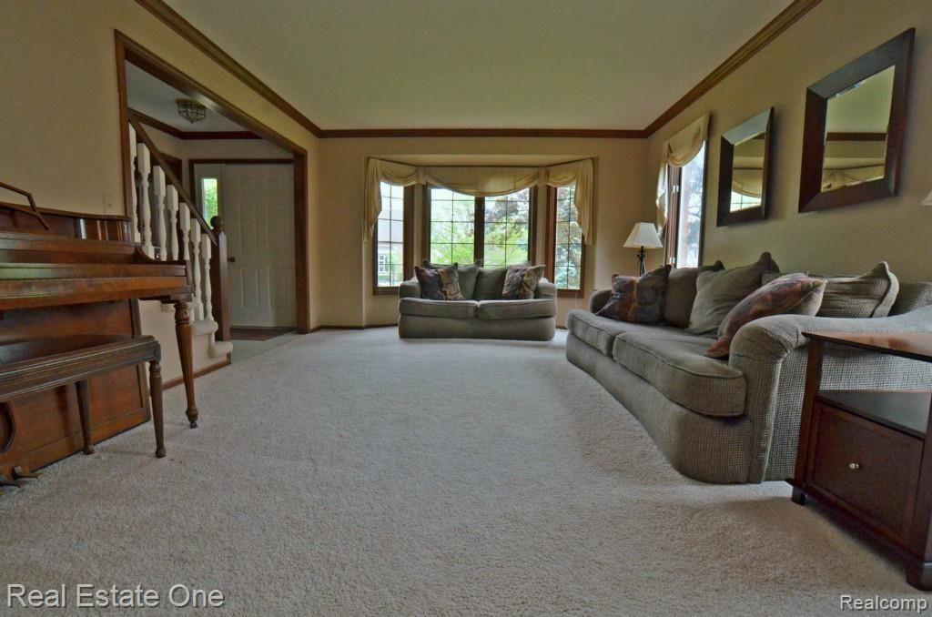 685 Snowmass Drive Rochester Hills, MI 48309 - Photo 12 of 25