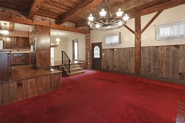 $349,900 | 304 Cornwall Drive, DeWitt, NY 13214