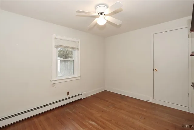 $349,900 | 304 Cornwall Drive, DeWitt, NY 13214