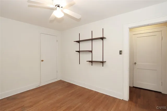 $349,900 | 304 Cornwall Drive, DeWitt, NY 13214