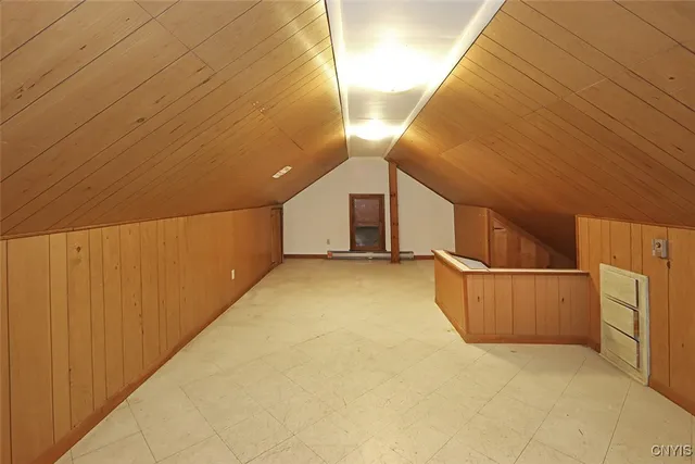 $349,900 | 304 Cornwall Drive, DeWitt, NY 13214