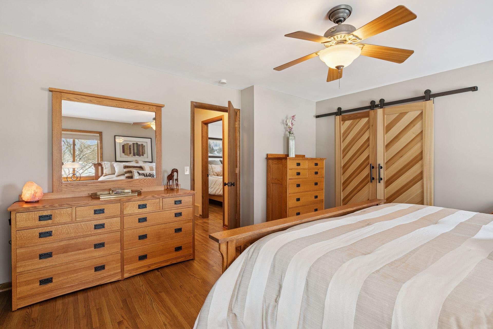 5833 Creek Valley Road Edina, MN 55439 - Photo 24 of 63 Gallery Image 24