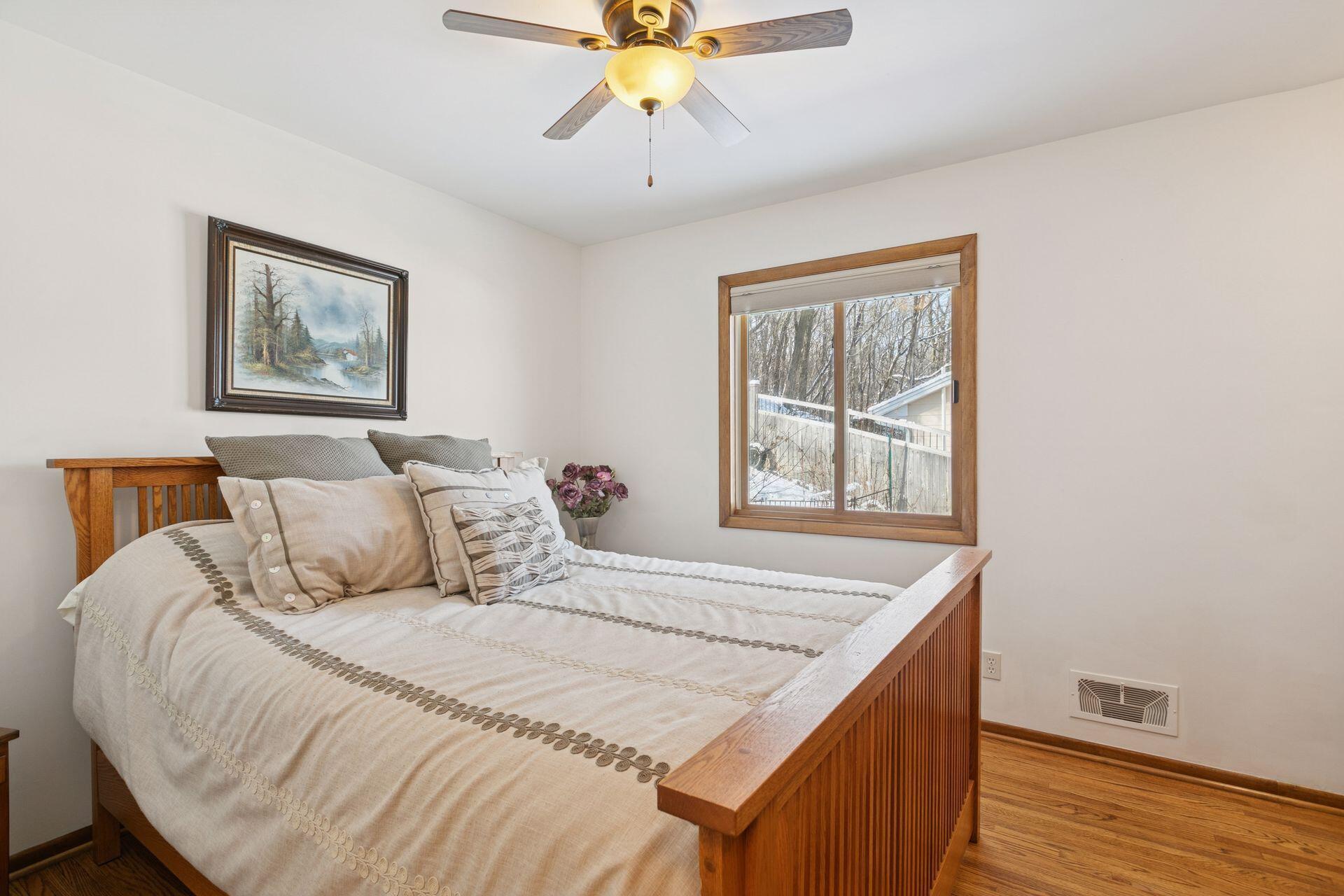 5833 Creek Valley Road Edina, MN 55439 - Photo 32 of 63 Gallery Image 32