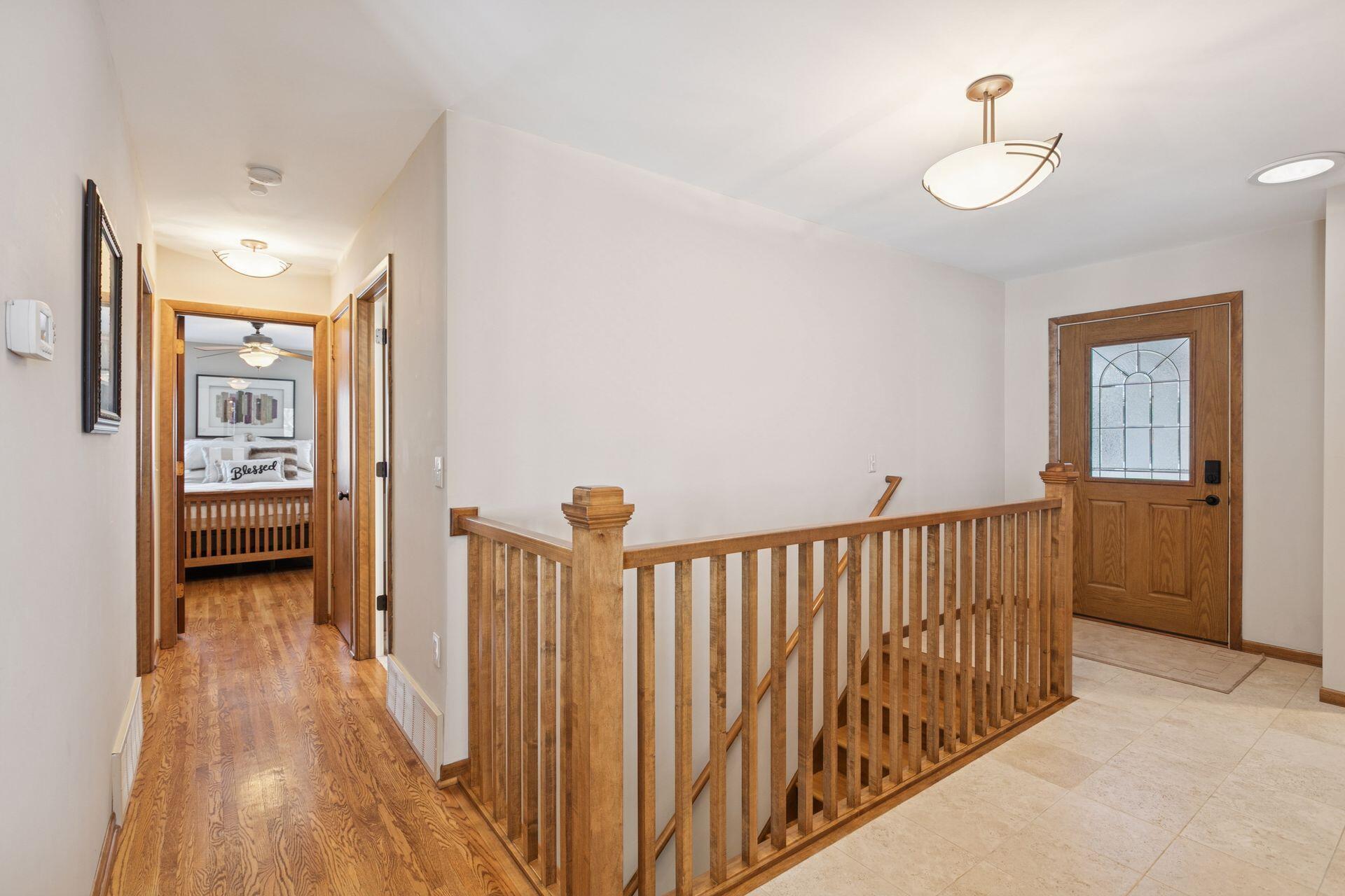 5833 Creek Valley Road Edina, MN 55439 - Photo 9 of 63 Gallery Image 9
