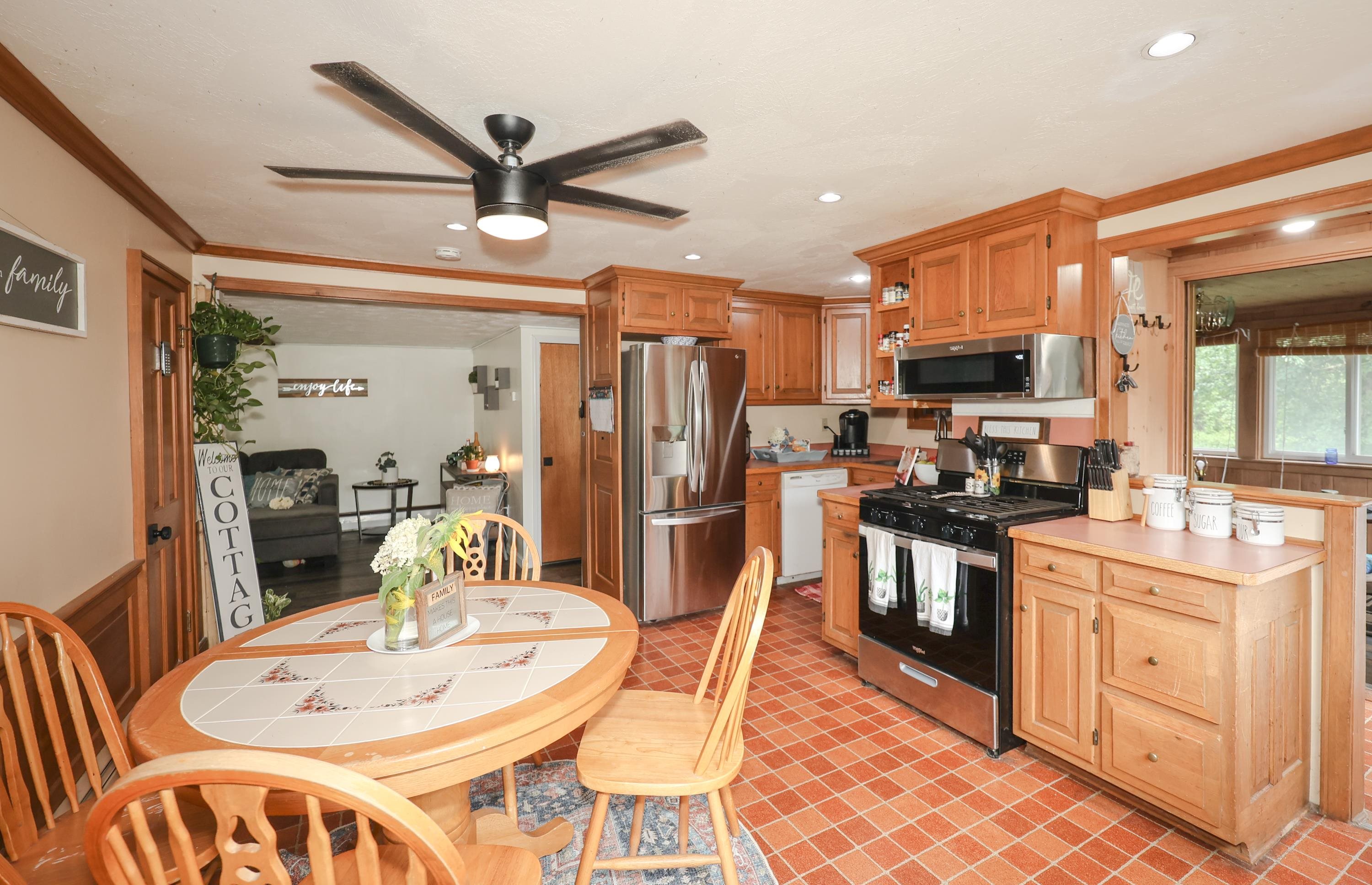 171 Derry Road Hudson, NH 03051 - Photo 8 of 13