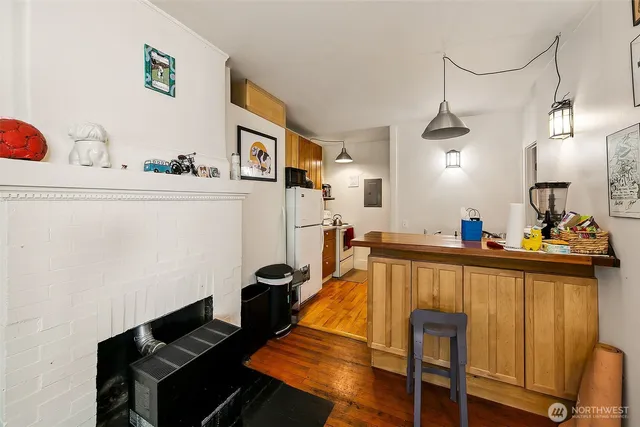 $1,898,000 | 1111 18th Avenue, Seattle, WA 98122