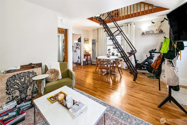 $1,898,000 | 1111 18th Avenue, Seattle, WA 98122