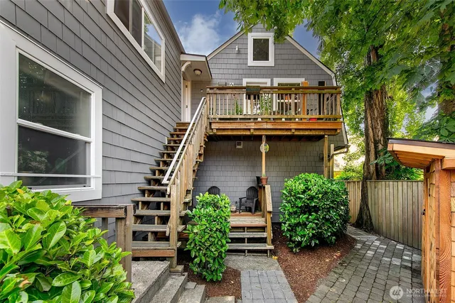 $1,898,000 | 1111 18th Avenue, Seattle, WA 98122