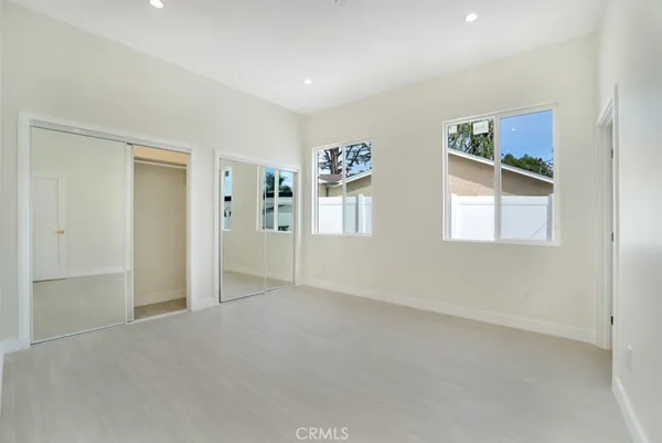 $3,500 | 10327 Wish Granada Hills, Unit 1/2, Granada Hills, CA 91344