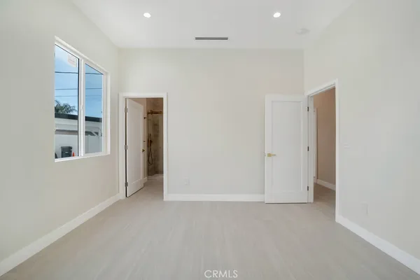 $3,500 | 10327 Wish Granada Hills, Unit 1/2, Granada Hills, CA 91344