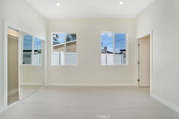 $3,500 | 10327 Wish Granada Hills, Unit 1/2, Granada Hills, CA 91344
