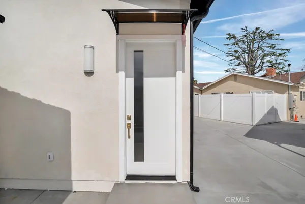 $3,500 | 10327 Wish Granada Hills, Unit 1/2, Granada Hills, CA 91344