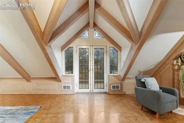 a view of livingroom with furniture and windows